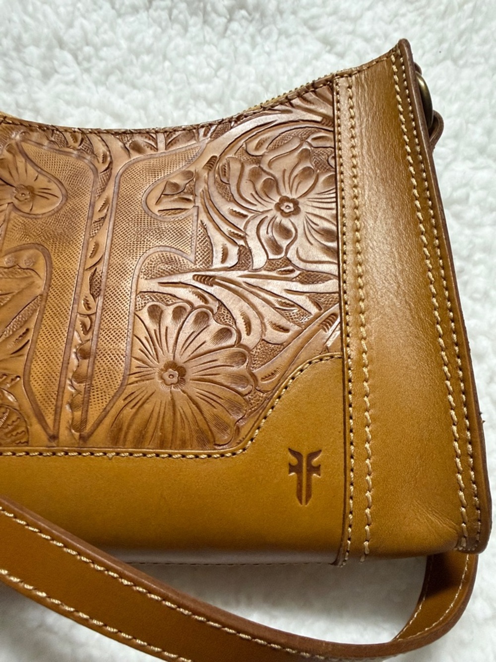FRYE Brown Tooled Leather Crossbody Bag brown Retired - Picture 2 of 10